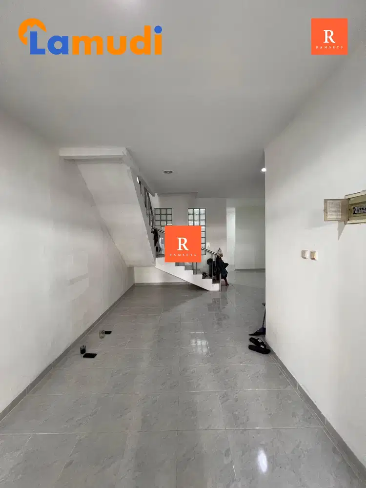 Dijual Cepat BU Rumah Taman Palem Lestari LT 90m2 Lb 124m2