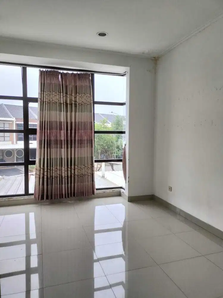 Rumah Green Lake City 4x15 – Cluster East Asia – SHM