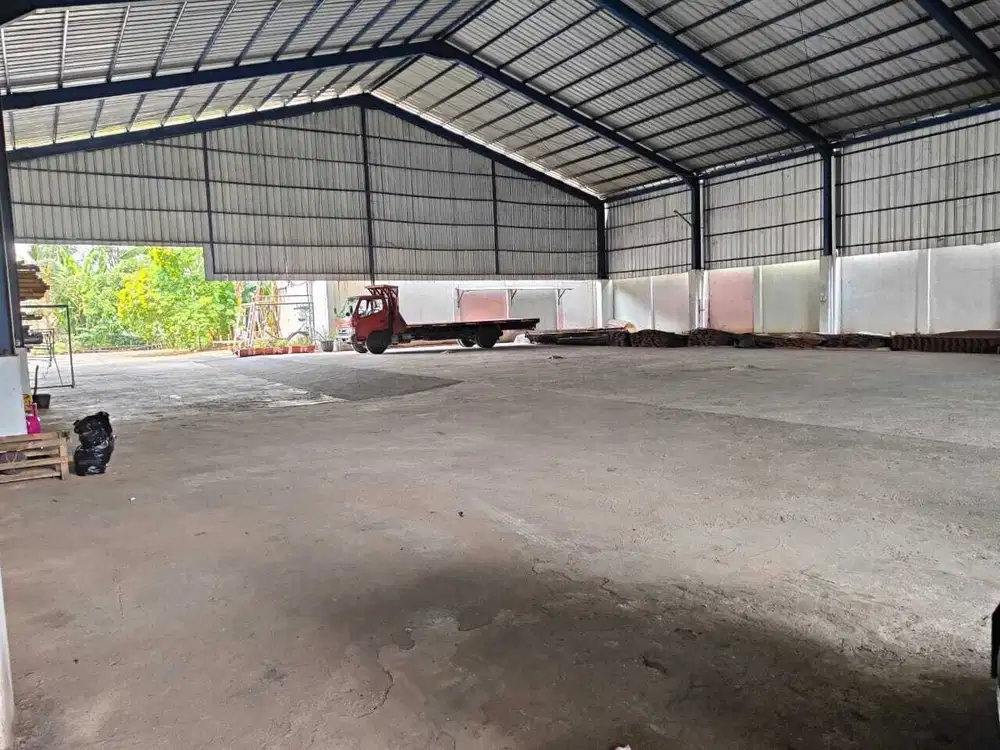 Gudang Cipondoh 2490M Pinggir Jalan Raya Plus kantor 3 Lantai