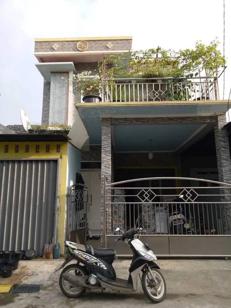 Dijual Cepat Rumah 2 Lantai di Cluster Albasia Taman Royal 3 Tangerang