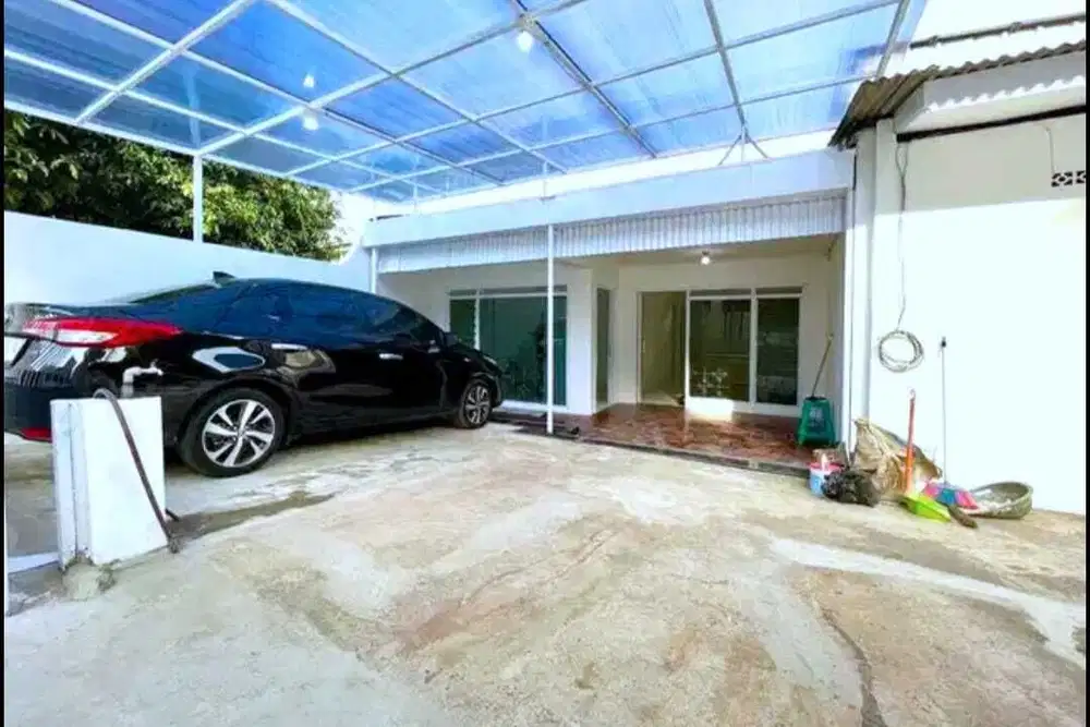 Di sewa rumah baru selesai renovasi siap huni Kawasan Pancoran