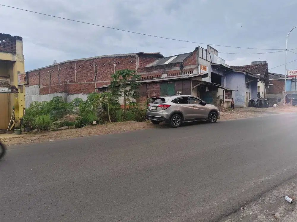 Tanah Lokasi Ramai Strategis Jalan Sudirman Garut