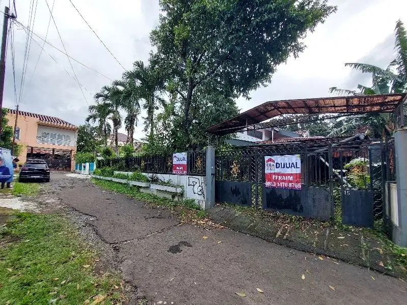 Rumah luas pusat kota di Bangbarung Bantarjati akses 2 tol