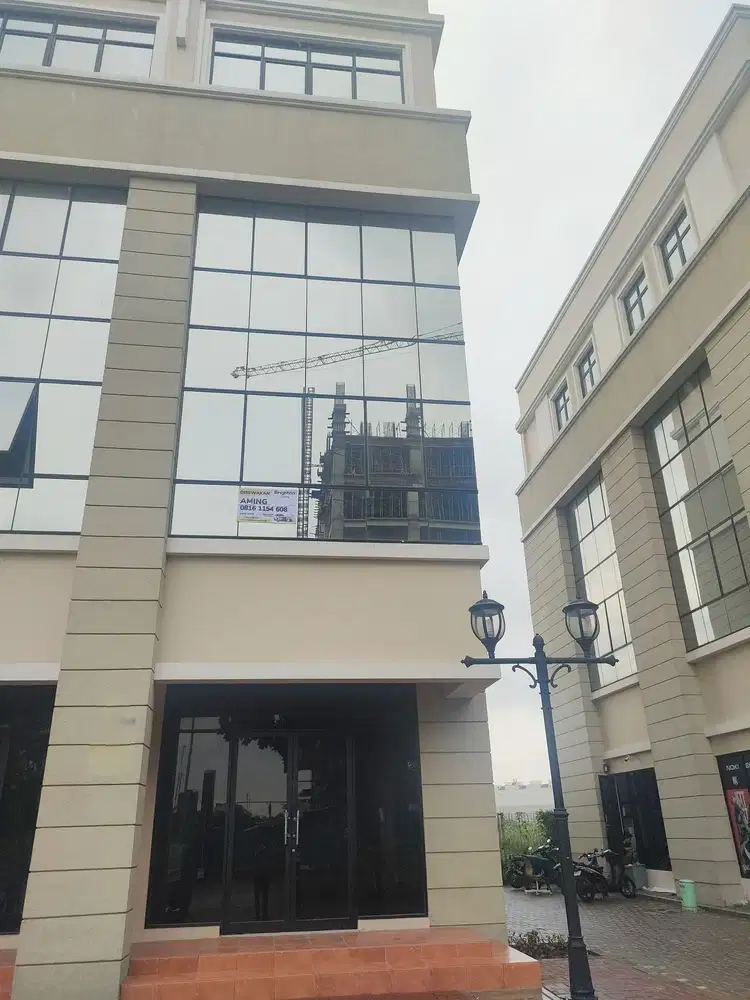 Ruko usaha hoek brand new disewakan Sedayu City Kelapa Gading