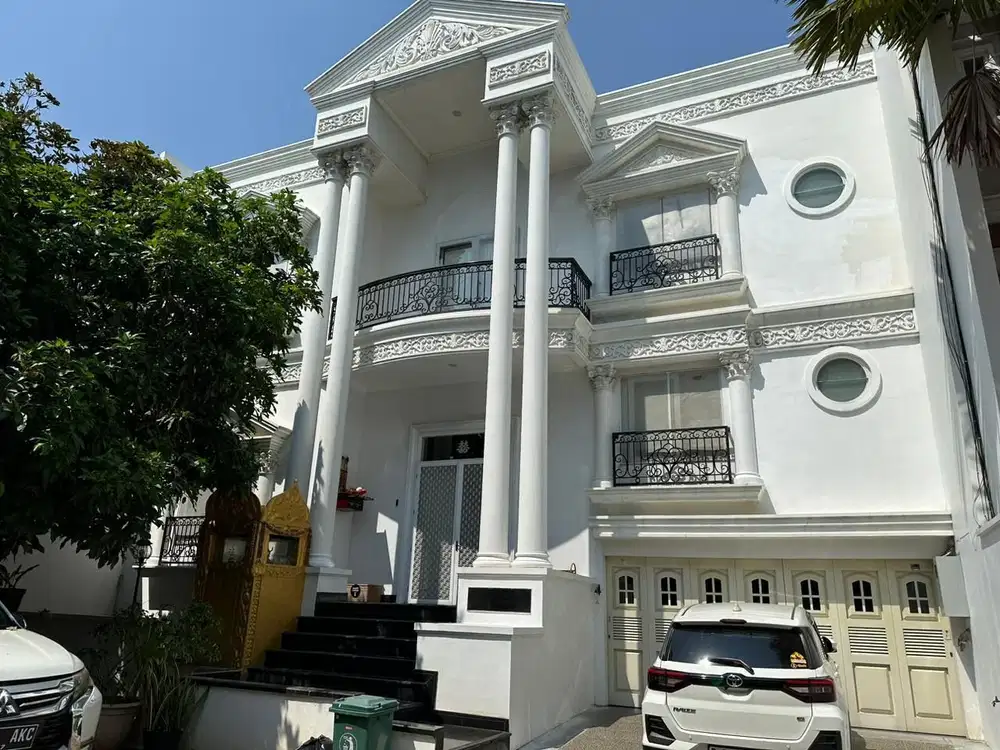 Rumah Mewah Mediterania Boulevard PIK Hoek Full Marmer 2Lt 14x18 4+2KT