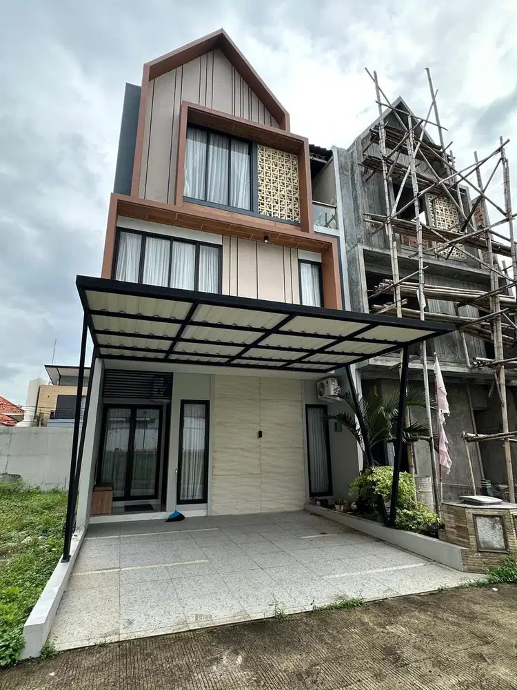 Dijual Rumah Free Lift di Cluster Teras Pejaten Pasar Minggu Jakarta
