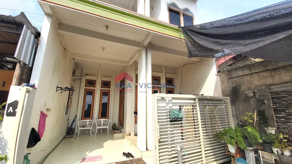 DIJUAL Rumah Bagus Modern & Minimalis Dalam Perumahan di Kota Kediri