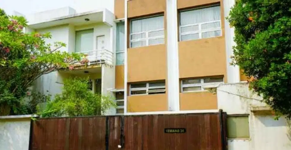 Di jual rumah di pancoran jakarta selatan