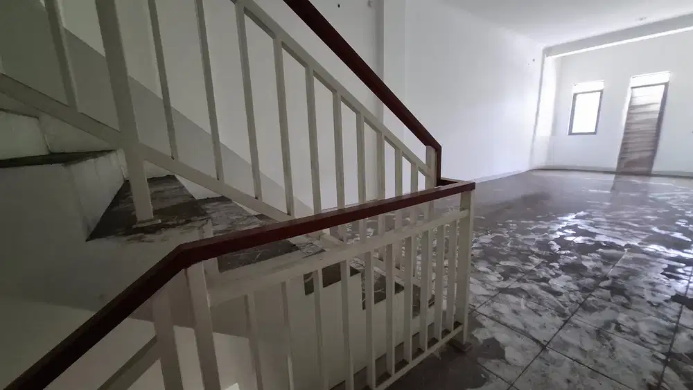 DISEWAKAN RUKO KAWASAN GANDARIA CITY KEBAYORAN LAMA READY 2 UNIT