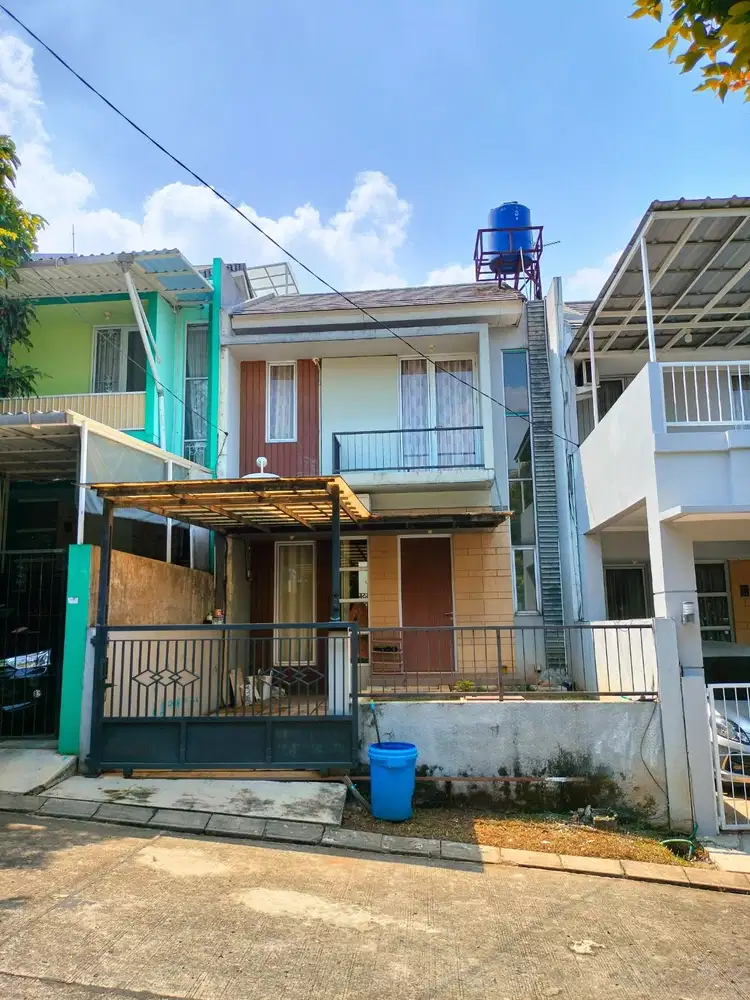 Jual Rumah Luas 120 Dua Lantai di Bukit Golf Cibubur