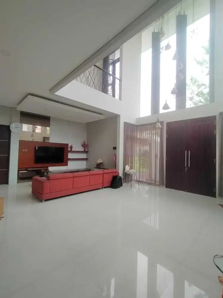 Dijual Murah Rumah Di Istana Regency Sudirman Cijerah