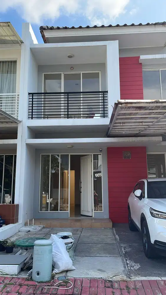 DISEWA Rumah Golf Lake Residence