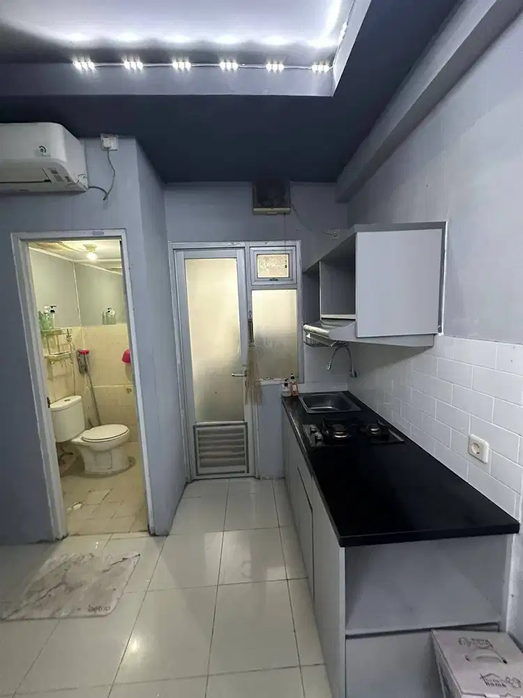 Dijual Apartemen Studio Grand Emerald Semi Furnish di Kelapa Gading