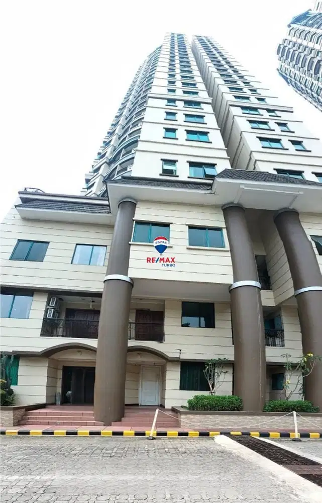 Termurah dijual Town House 3 Lantai Apartemen puri kemayoran