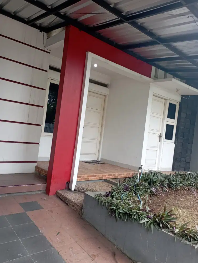 RUMAH LOKASI SUPER STRATEGIS DEKAT KEMANA-MANA