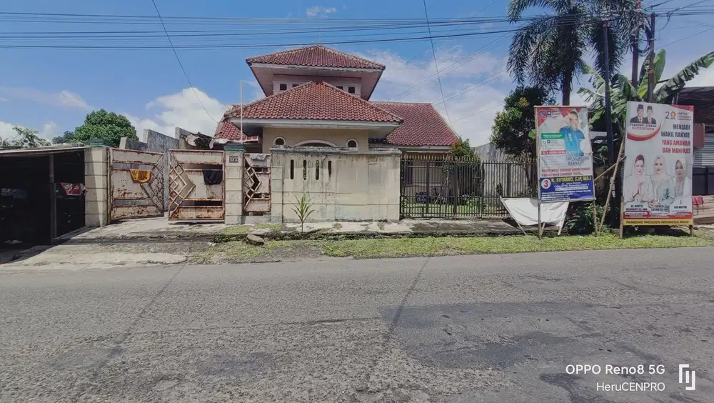 Rumah megah Sumampir dekat kampus SPN, Amikom, UIN, UNSOED Purwokerto