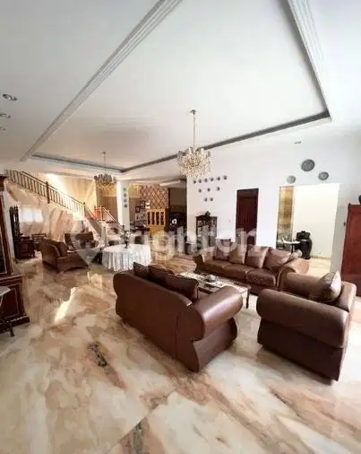 Dijual Rumah Mewah Singgasana Bandung Murah Strategis