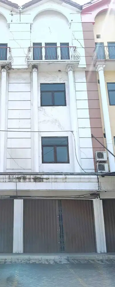 Ruko usaha dijual Enggano Megah Raya Tanjung Priok Jakarta Utara