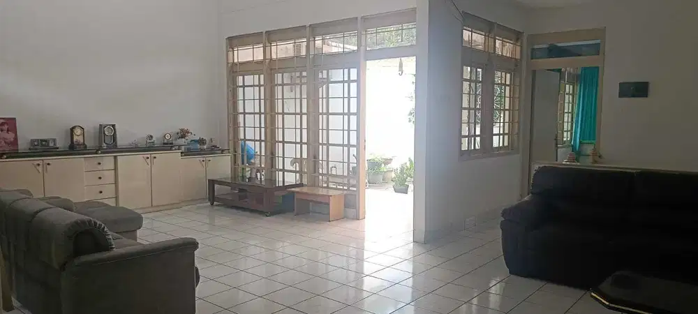 Disewakan Rumah Siap Huni Full Furnished di Mainroad Kopo