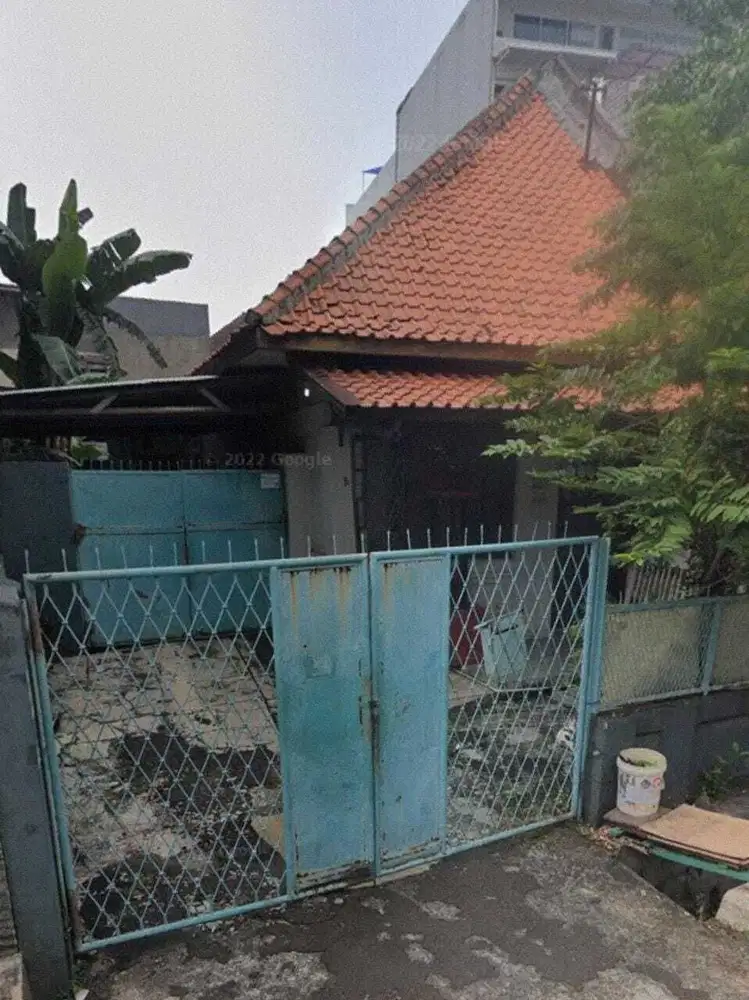 DIJUAL TANAH DENGAN BANGUNAN TUA KAWASAN PETOJO SELATAN