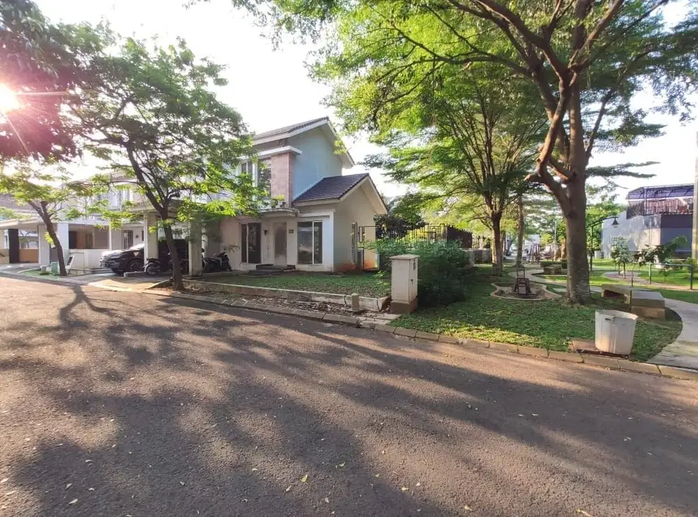 Jual Rumah Grand Taruma Hook lt225m2, Hadap Selatan, Karawang