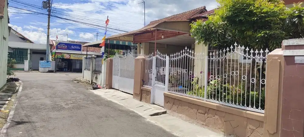 Dijual Rumah Terawat di Tengah Kota Purwokerto