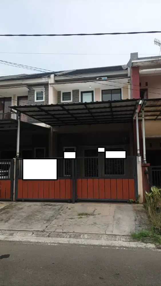 RUMAH TELAGA MEDITERANIA 2 LANTAI DISEWAKAN ADA KANOPI