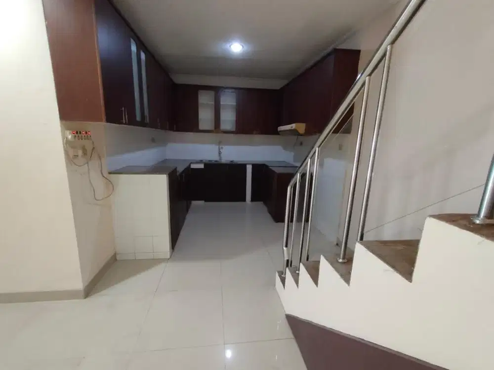 Disewakan Rumah Danau Asri Sunter,Jakarta Utara