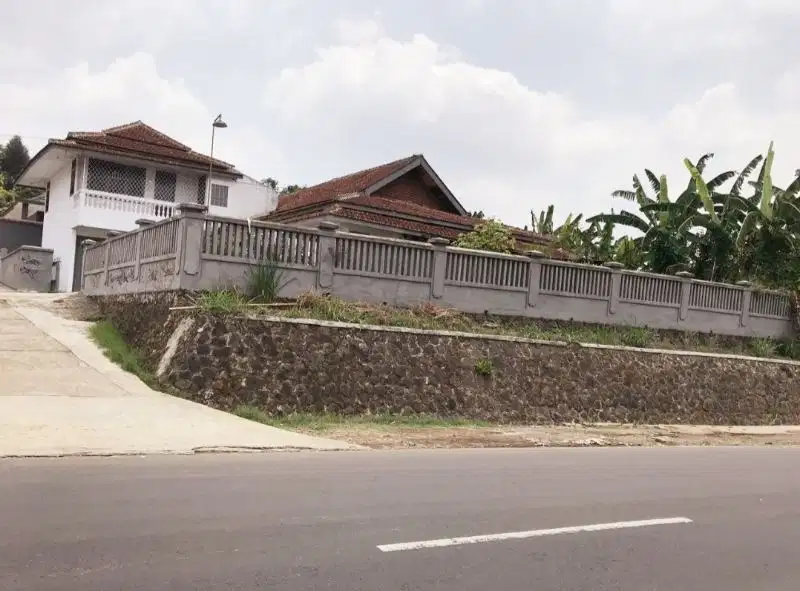 Jual Tanah 1,6 hektar pinggir jalan Parungkuda Sukabumi