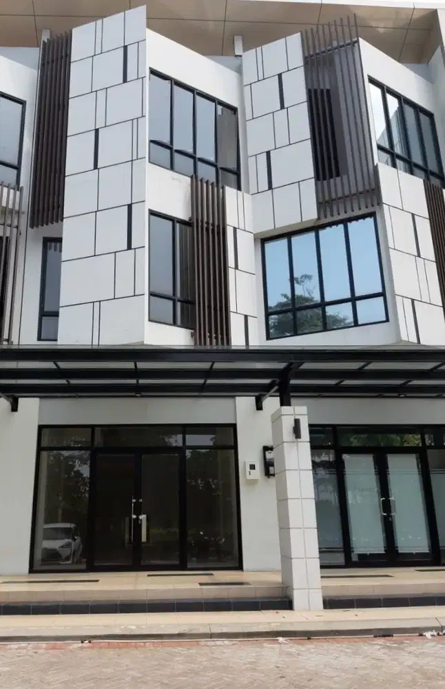 Ruko The Boulevard 3lt 5x17 85m JGC Jakarta Garden City Cakung