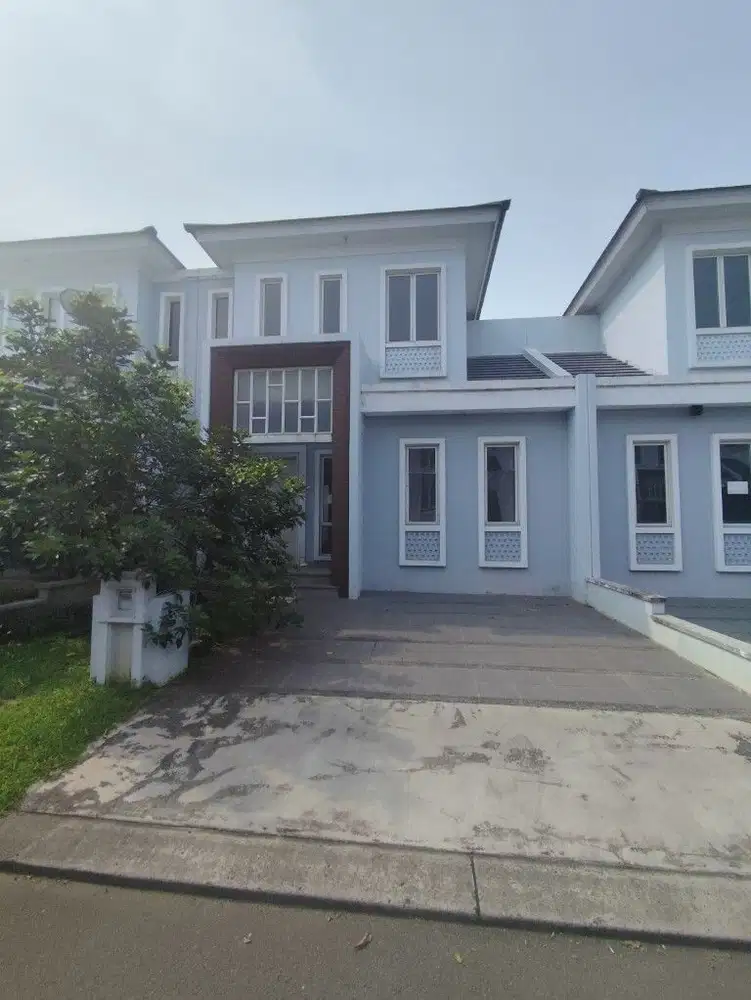 Rumah Cantik 2 Lantai di Chiara Suvarna Sutera Tangerang 1K90006A