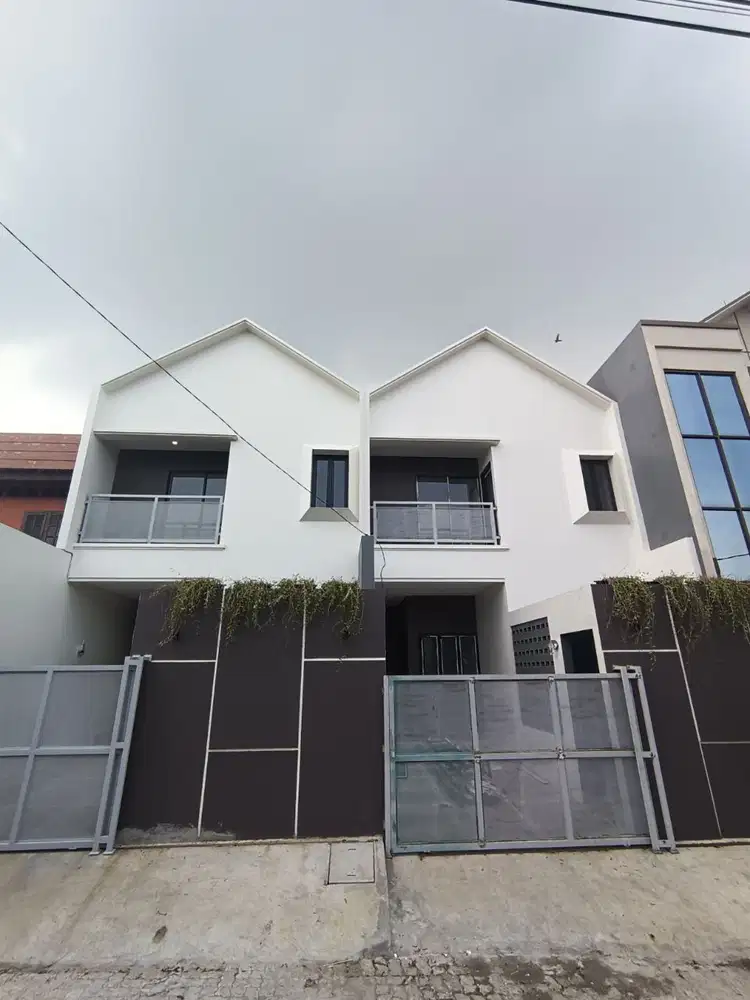 Rumah Luas Dalam Perumahan Ciputat, 5 Menit ke Stasiun Sudimara