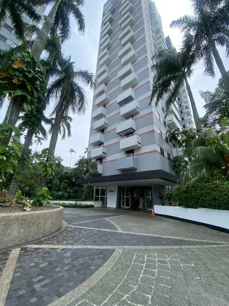 Dijual 3 Bedrooms Bona Vista Apartment Lebak Bulus, Jakarta Selatan
