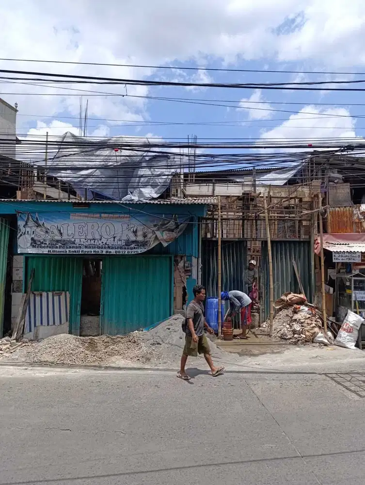 RUKO 3 LANTAI PINGGIR JALAN COCOK UNTUK USAHA