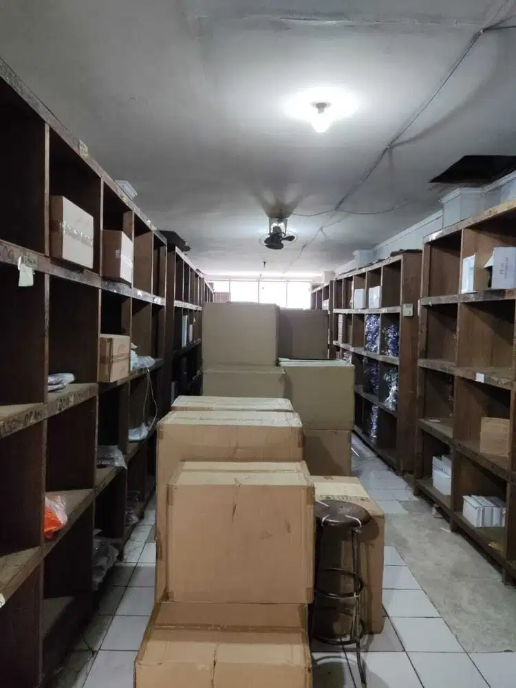 Disewa Ruko Perniagaan Timur Roa Malaka Tambora Jakarta Barat