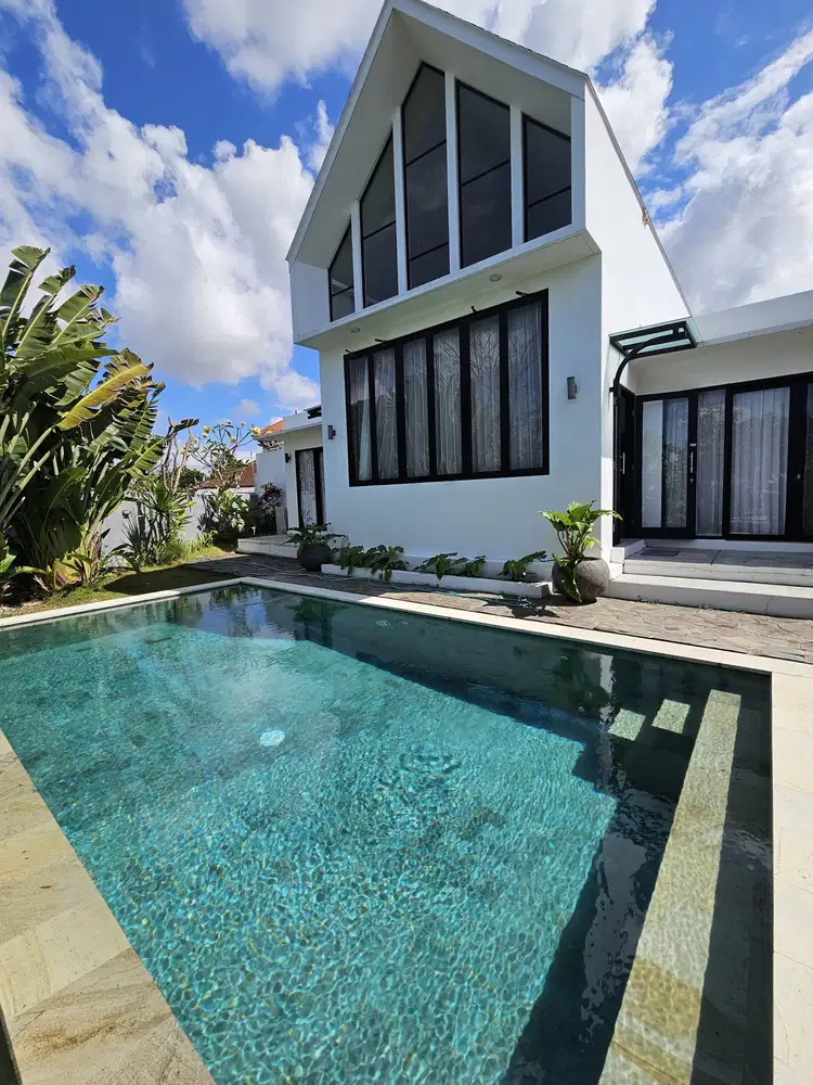 DIJUAL VILLA 2 LANTAI KAWASAN PECATU KUTA SELATAN NICE VIEW