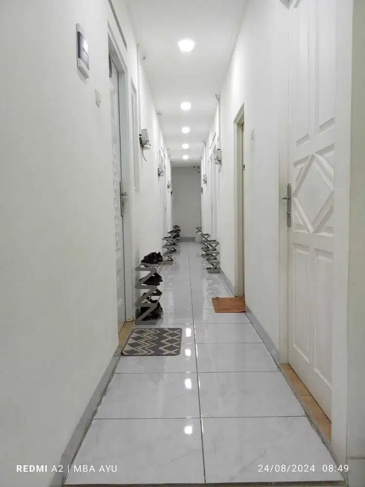 Kost2an 3 Lantai Dengan 21 KT  Fully furnished di Jababeka Cikarang