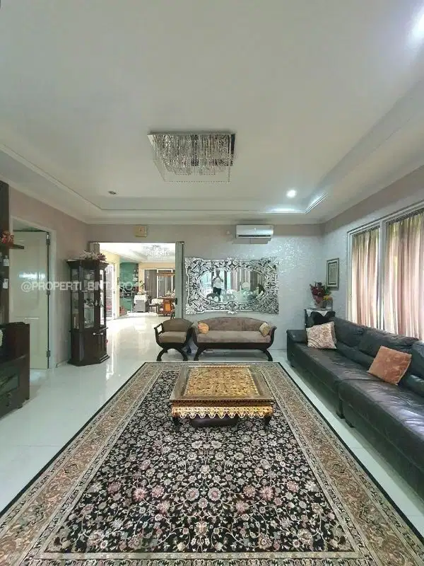 Dijual Rumah hook, modern terawat di Veteran, Pondok Pinang