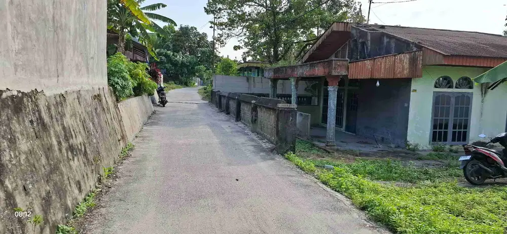Tanah & rumahnya murah daerah jl Bukit barisan Harapan Raya