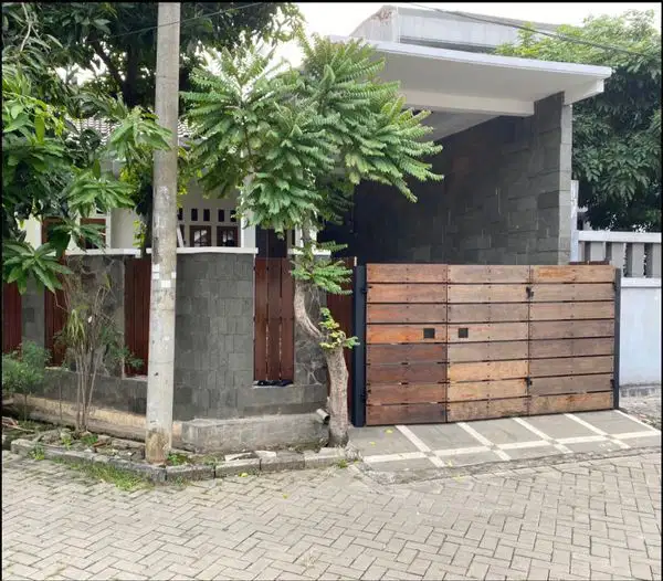 dijual rumah Full Furnish di Taman Cipulir Estate .