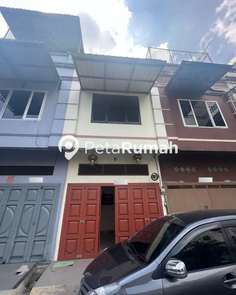 Dijual Rumah di Komplek Graha Sunggal
