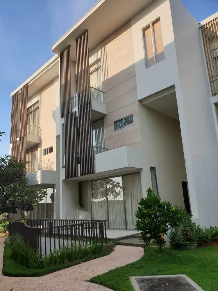 Dijual Rumah Full Furnish Seafront Ancol Jakarta Utara