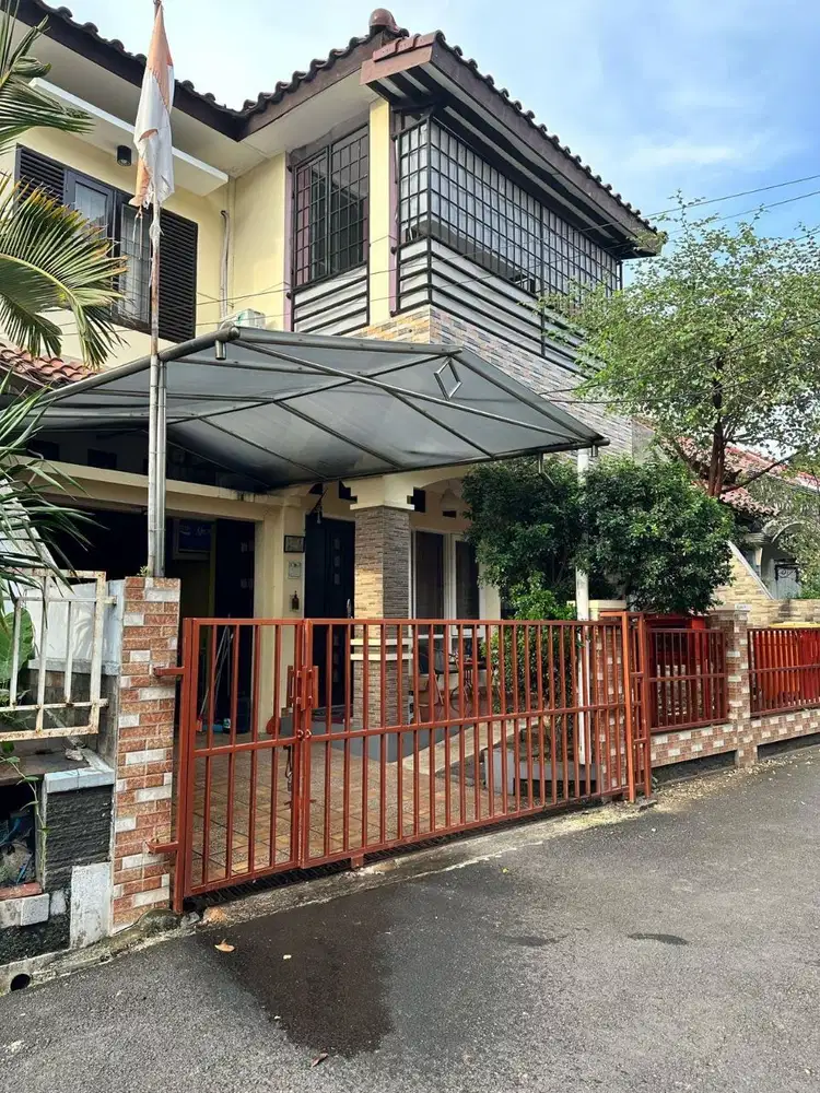 FG05 JUAL CEPAT MURAH Rumah 2 Lantai 167 m2 Condet Jakarta Timur