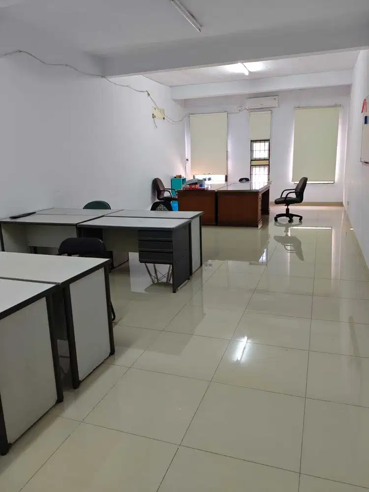 Disewakan Cepat  Ruko Mediterania di  Kelapa Gading, Jakarta Utara