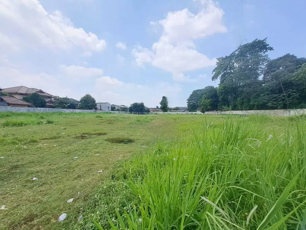 Tanah luas pinggir jalan raya Pamulang Tangsel SHM