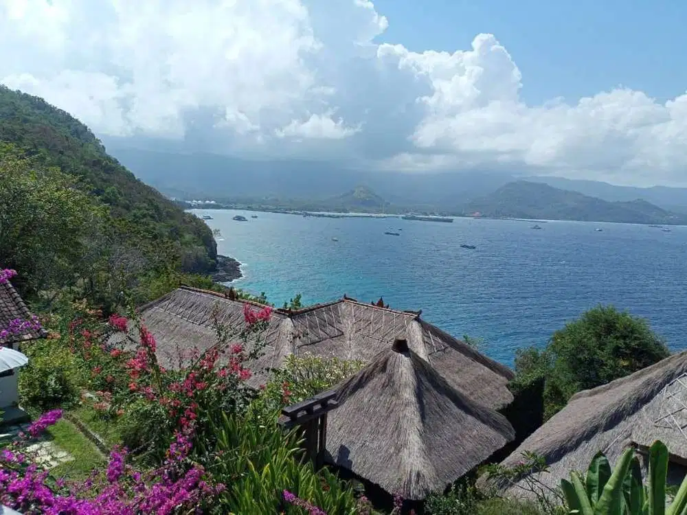 LAND WITH PRIME LOCATION & PRICE UNDER MARKET