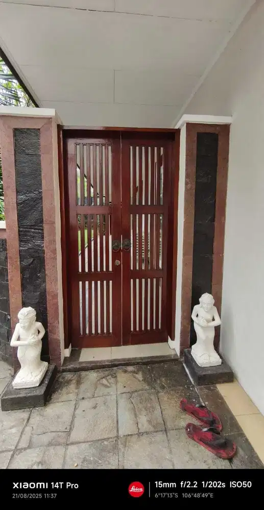 Hunian Klasik Menawan Ada Kolam Renang di Ampera Jakarta Selatan