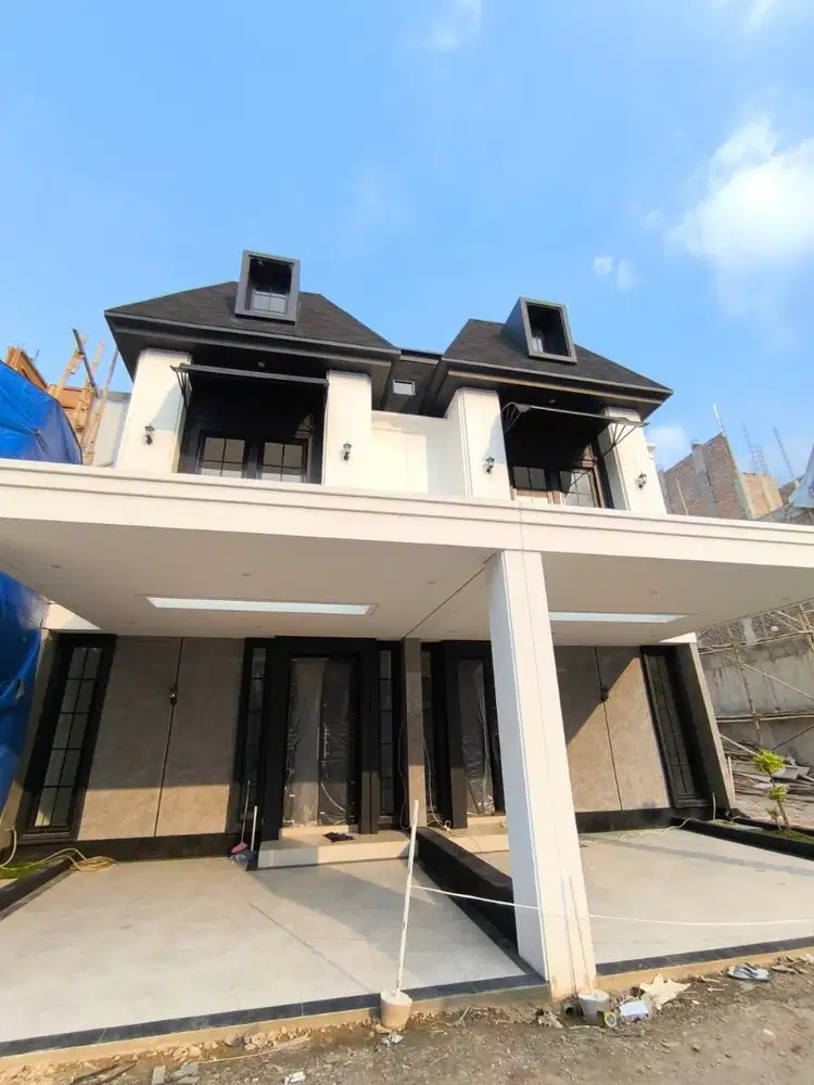 Rumah 3 Lantai Siap Huni Di Jakarta Timur Akses Deket Tol Cipayung