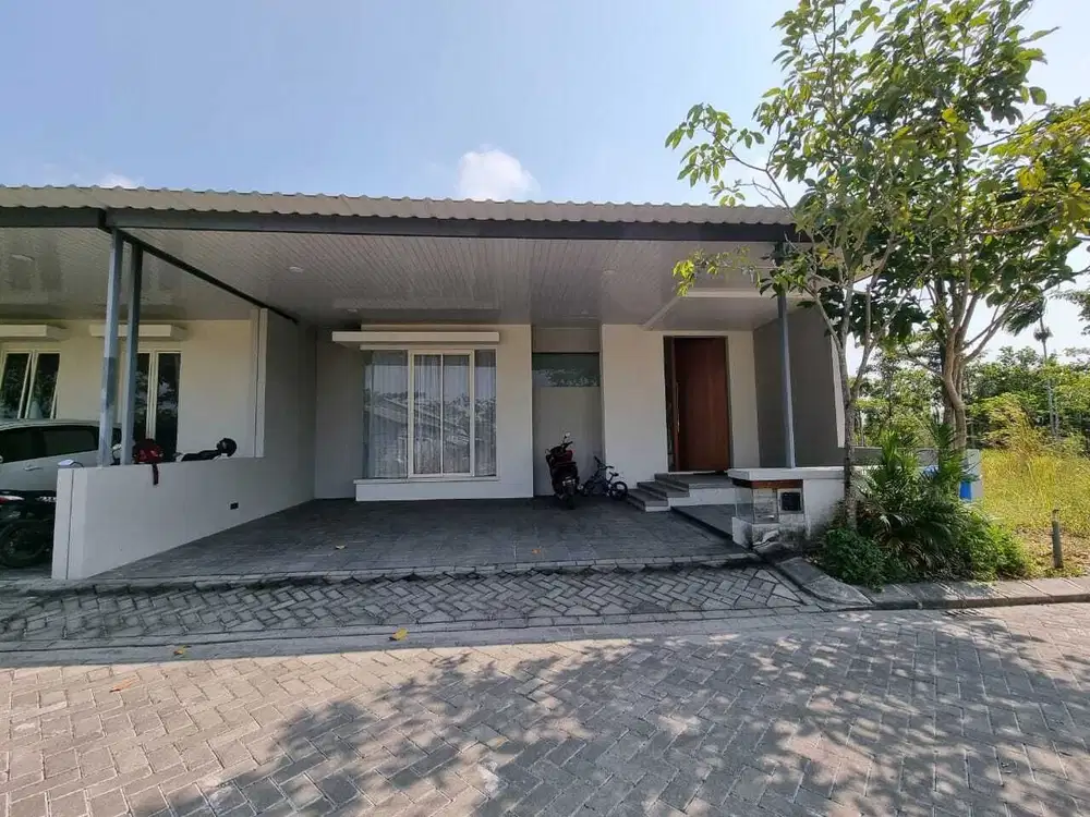 RUMAH DALAM KOMPLEK MENTAYA RIVERSIDE DI MENTAWA BARU KETAPANG FURNISD