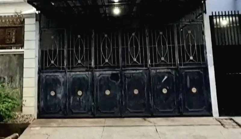 RUMAH JELAMBAR 4 LANTAINSEMI FURNISH BEBAS BANJIR